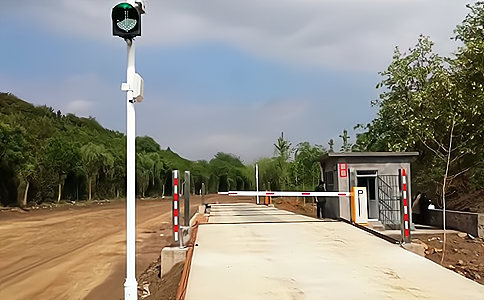 RFID�����l�x����UR5606��(y��ng)����܇�v�Q�ع���