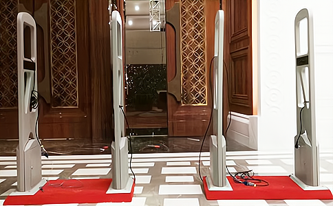 ���R�e��푑�(y��ng)RFID �o���T���İ����������`